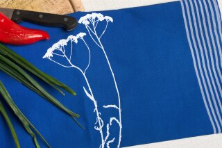 Bio&Fair-Trade Geschirrtuch Schafgarbe, blau