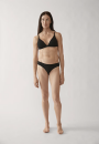 String Faara black