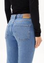Carenaa Straight Jeans capri